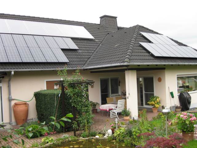 photovoltaik_anlage_dach